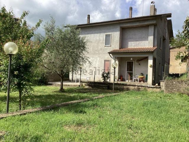 Casa in vendita a Bassano Romano, Lazio