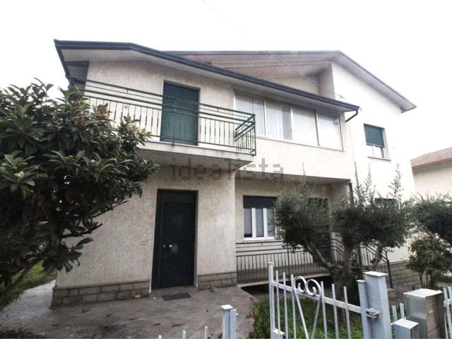 Casa in vendita a Savignano sul Rubicone, Forlì-Cesena