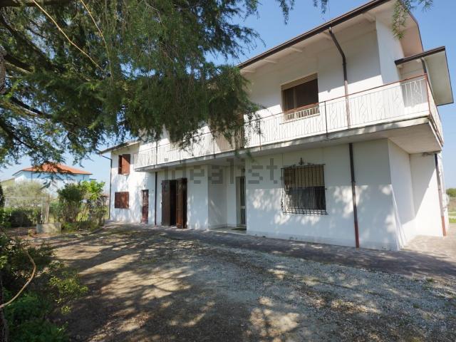 Casa in vendita a Unione dei comuni Valle del Savio, Cesenà