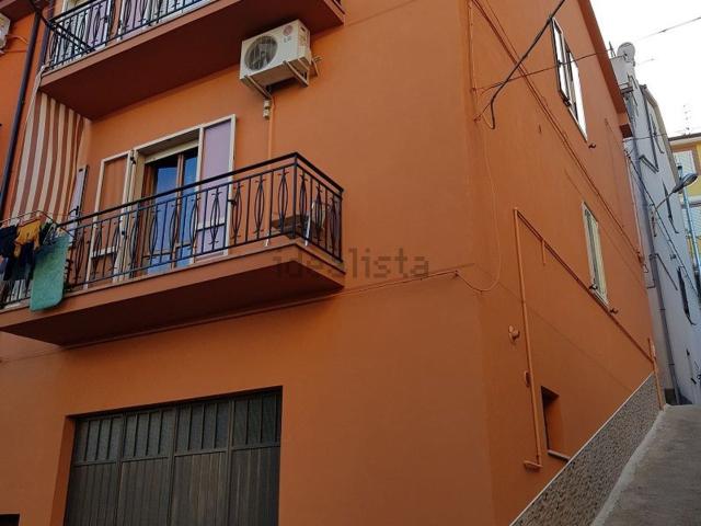 Casa in vendita a Montenero di Bisaccia, Molise