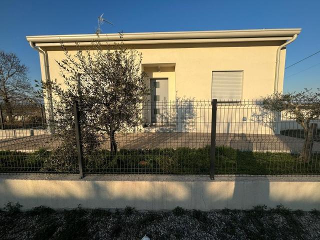Casa in vendita a Ronco All'adige, Veneto