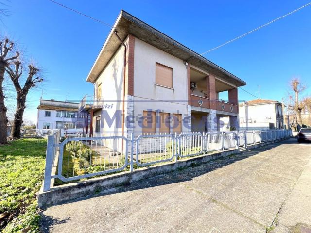 Casa in vendita a Costa Di Rovigo, Veneto