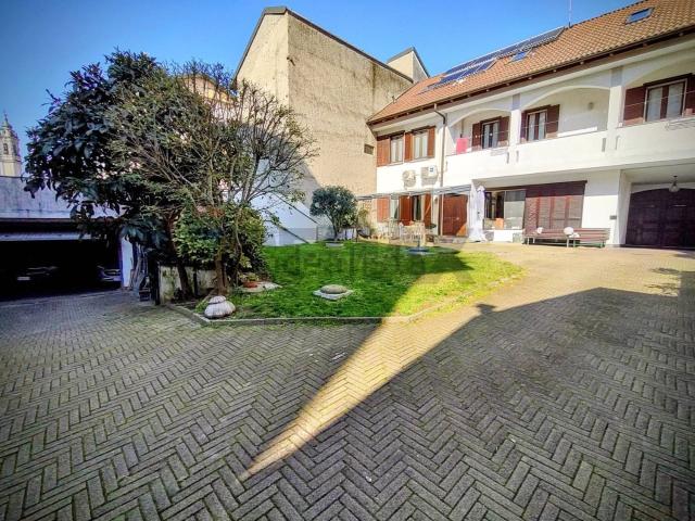Casa in vendita a Vigevano, Pavia