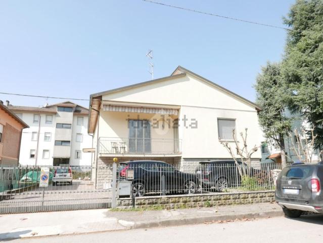 Casa in vendita a Unione di Comuni della Romagna Forlivese, Quattro