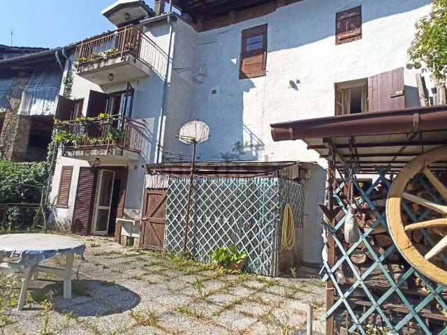 Casa in vendita a Clavesana, Cuneo