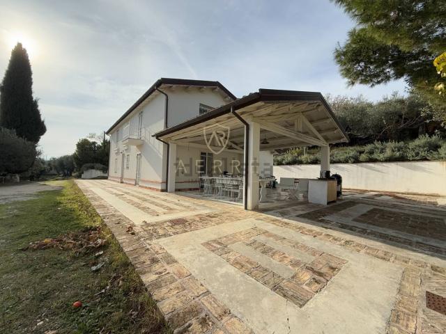 Casa in vendita a Moscufo, Pescara