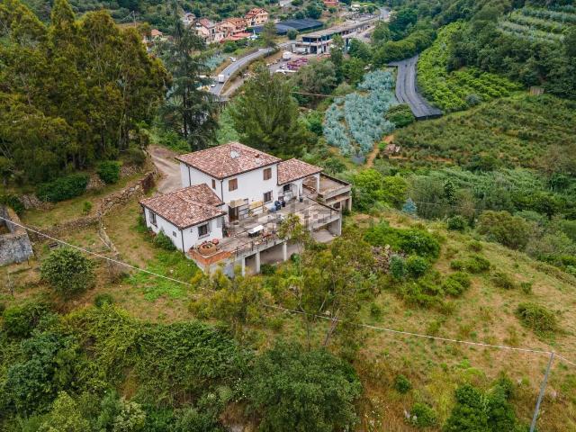 Casa in vendita a Dolceacqua, Liguria