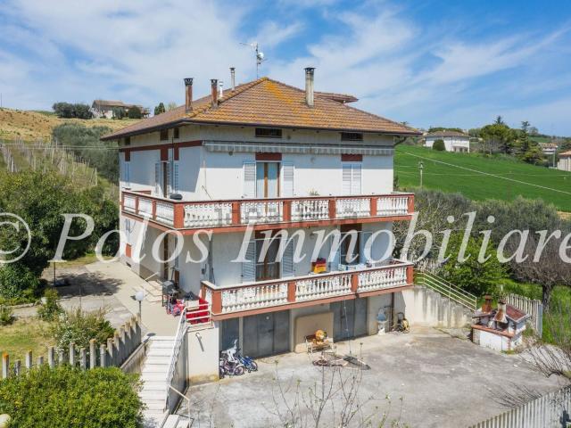 Casa in vendita a Marche, Fermo
