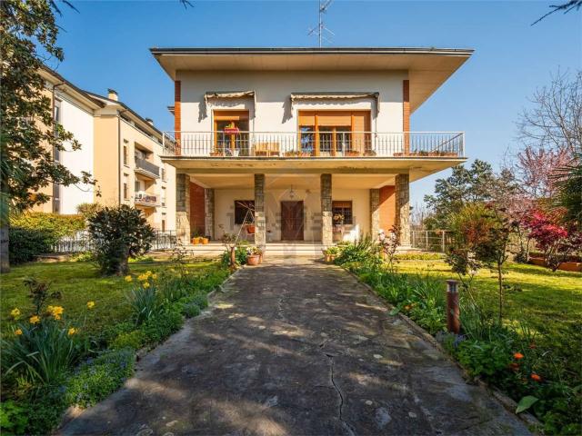 Casa in vendita a Val d’Enza, Re