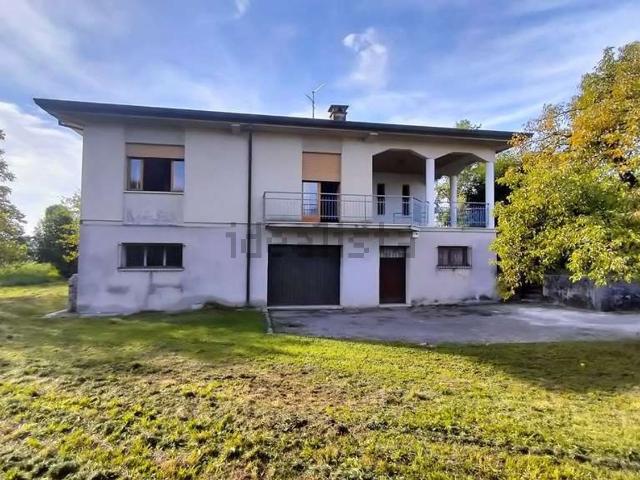 Casa in vendita a Mescolino, Colle Umberto