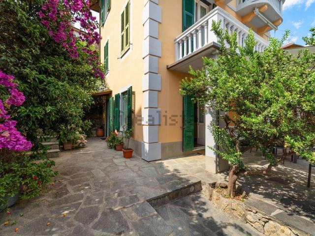 Casa in vendita a San Michele di Pagana, Rapallo