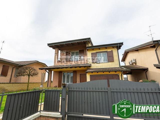 Casa in vendita a Livraga, Lombardia