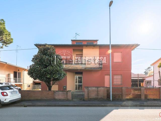Casa in vendita a Unione dei comuni della Bassa Romagna, Lugo