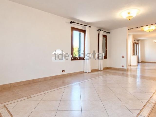Casa in vendita a Ponterotto, Padova