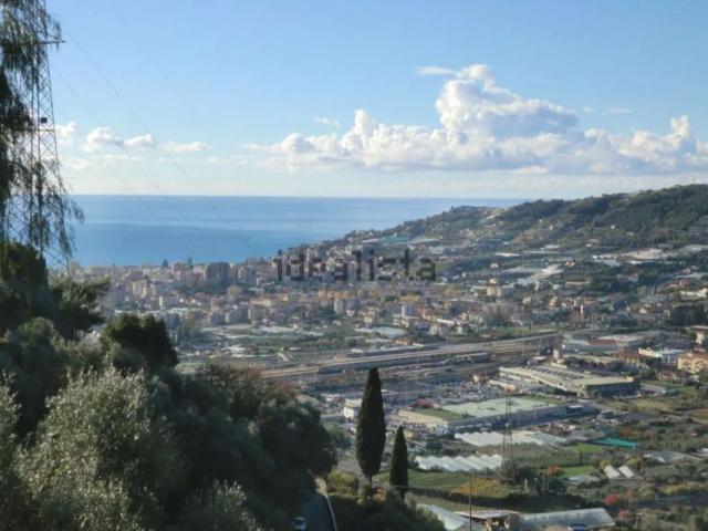 Casa in vendita a Castellaro, Liguria