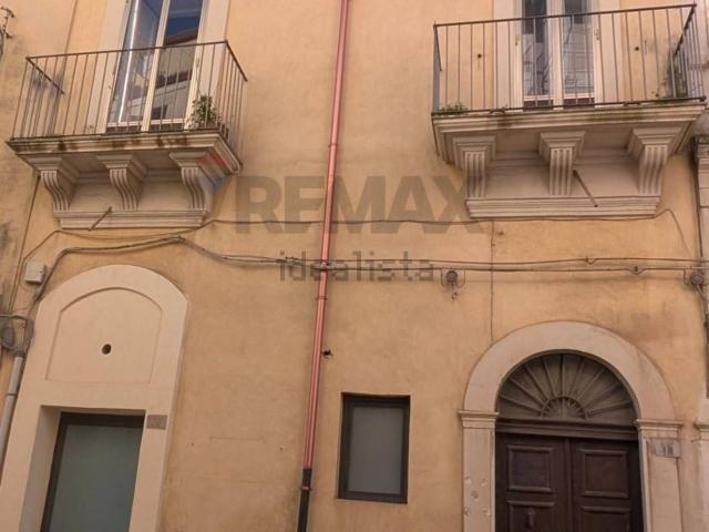 Casa in vendita a Ragusa Ibla, Ragusa