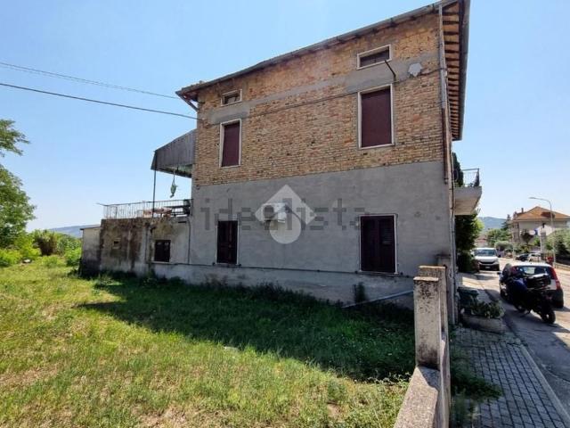 Casa in vendita a Stella, Marche