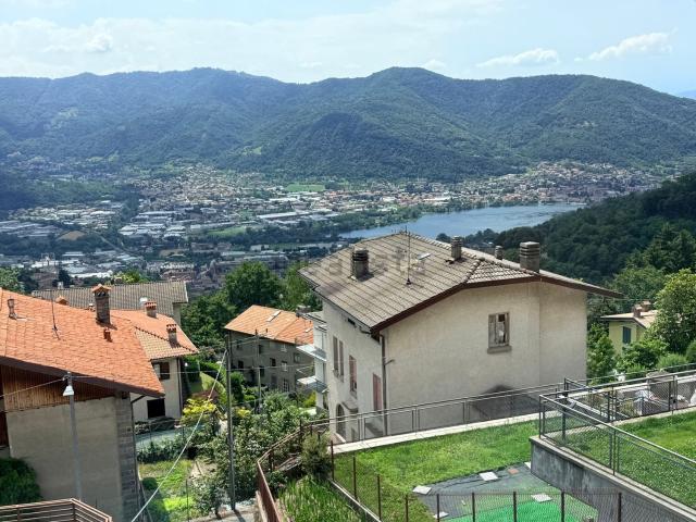 Casa in vendita a Carenno, Lombardia