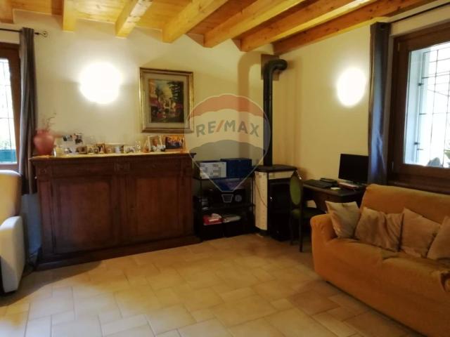 Casa in vendita a Comunità Montana della Valle Brembana, San Giovanni Bianco