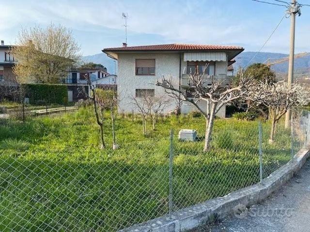 Casa in vendita a Zugliano, Veneto