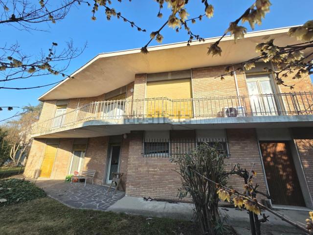 Casa in vendita a Bassa Reggiana, Re