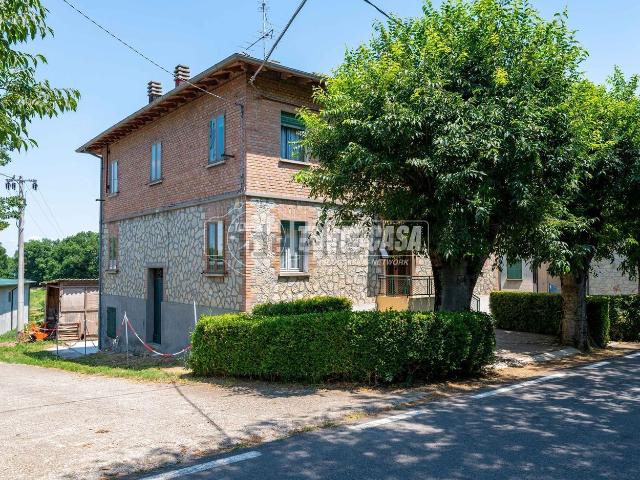 Casa in vendita a Unione di comuni Terre di Castelli, Guiglia