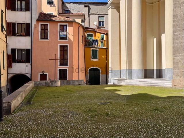 Casa in vendita a Pieve Di Teco, Liguria