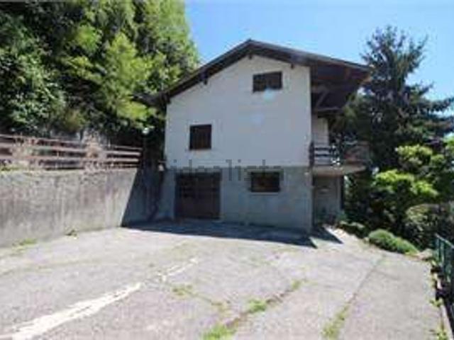 Casa in vendita a Lombardia
