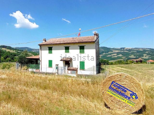 Casa in vendita a Lugagnano Val D'arda, Reggio Emilia