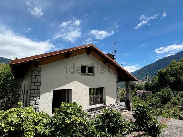 Casa in vendita a Castello Dell'acqua, Lombardia