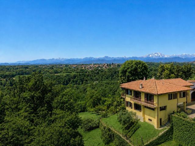 Casa in vendita a Revislate, Novara