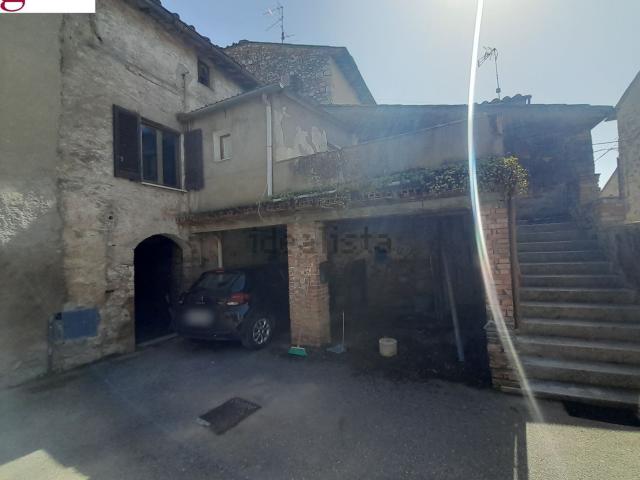 Casa in vendita a Colle Di Val D'elsa, Toscana
