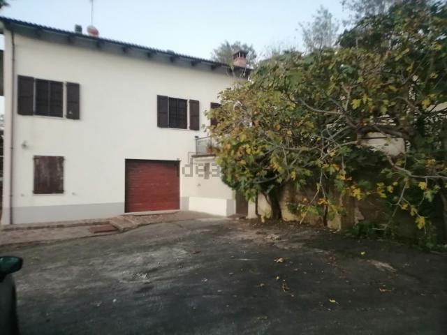 Casa in vendita a Unione dei comuni del Distretto Ceramico, Prignano Sulla Secchia