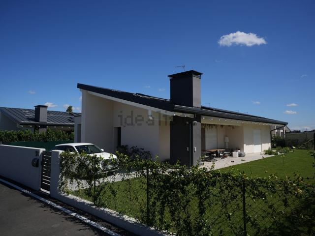 Casa in vendita a Unione Terre d'Acqua, San Giovanni In Persiceto