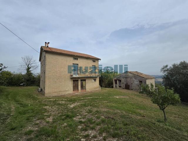 Casa in vendita a Marche, Fermo