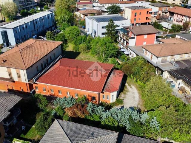 Casa in vendita a Zona Est, Brescia