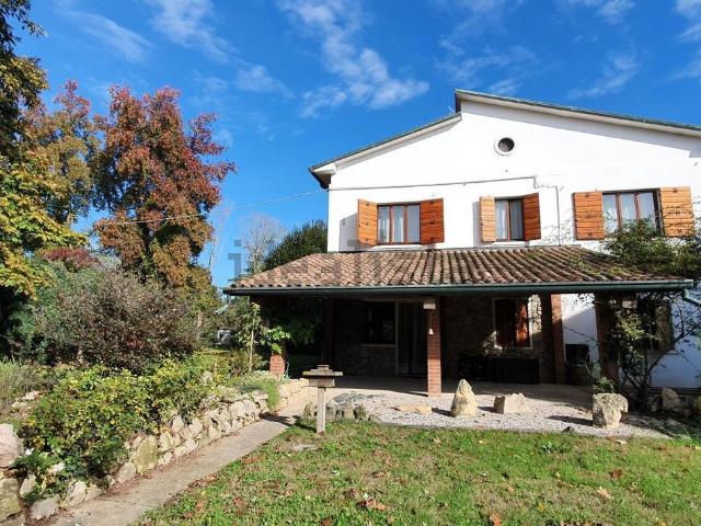 Casa in vendita a Veronella, Veneto