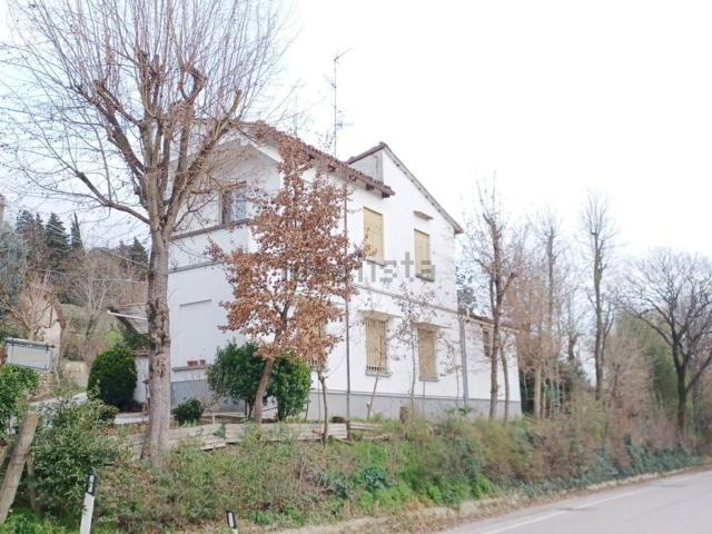 Casa in vendita a Unione della Romagna Faentina, Brisighella