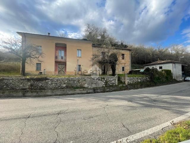 Casa in vendita a Casalvieri, Lazio
