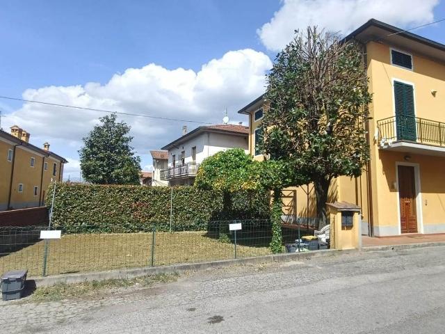 Casa in vendita a Montale Alto, Montale