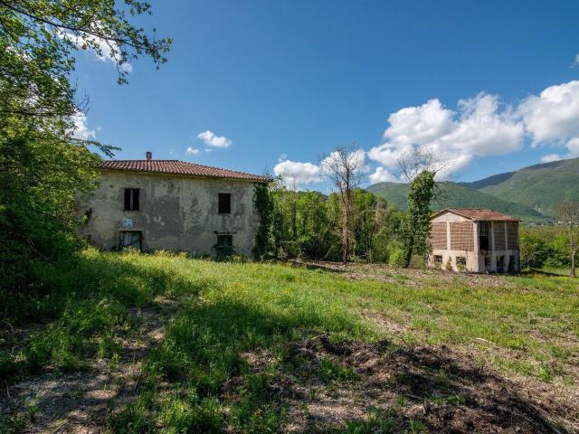 Casa in vendita a Rieti, Lazio