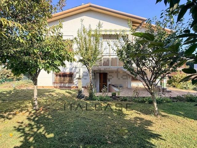 Casa in vendita a Rossano Veneto, Vicenza