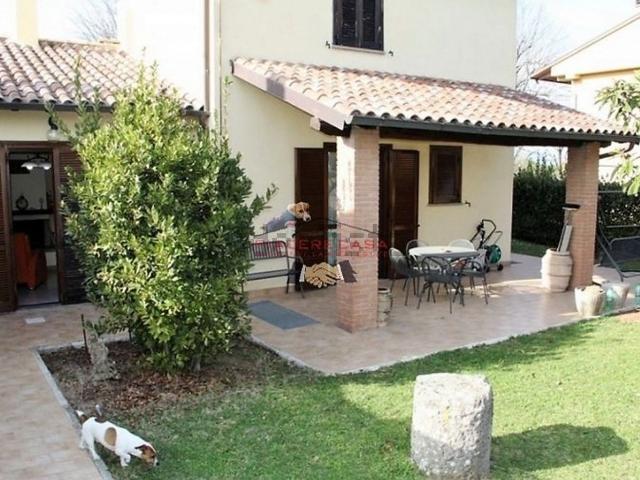 Casa in vendita a Orvieto, Umbria