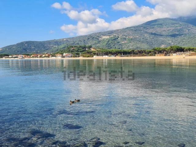 Casa in vendita a Campo nell'Elba, La Pila