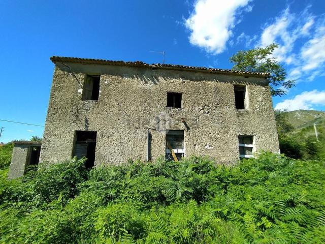 Casa in vendita a Piedimonte San Germano, Lazio