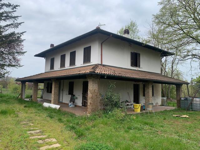 Casa in vendita a Piemonte, Asti