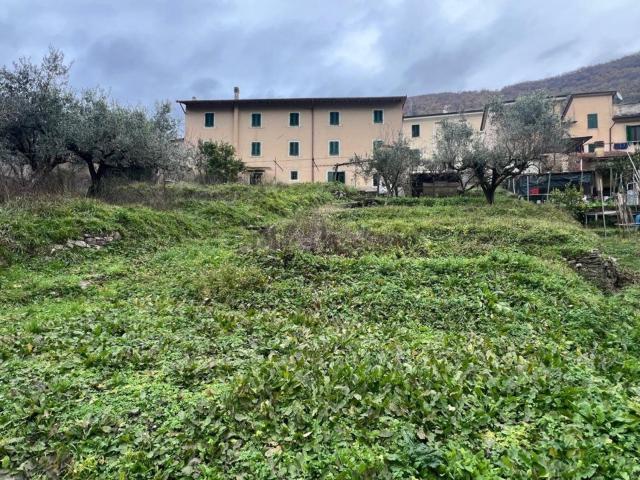Casa in vendita a Carrara, Toscana