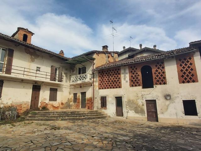 Casa in vendita a Piemonte, Alessandria