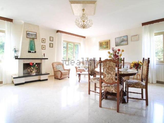 Casa in vendita a Atri, Abruzzo