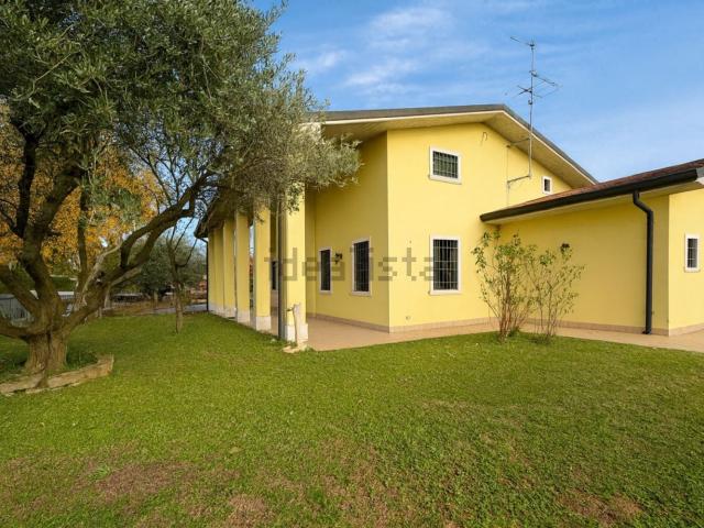 Casa in vendita a Madonna di Lonigo, Lonigo
